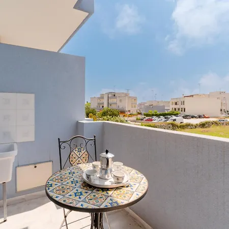 Eleonora A In Salento *