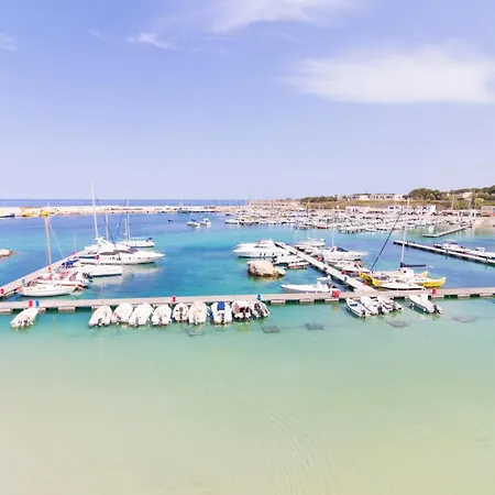 Eleonora A In Salento *